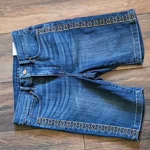 White House Black Market Denim Shorts Sz 2